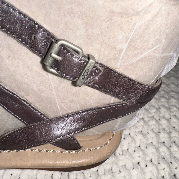 UGG Australia graphite leather "Aubray" braided front ankle strap sandals W 9‎ - Picture 7 of 9